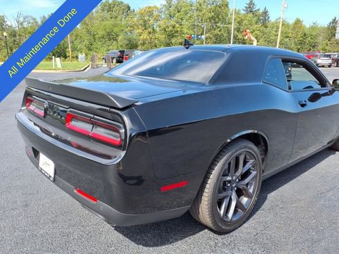 Used 2022 Dodge Challenger R/T w/ Blacktop Package image 5