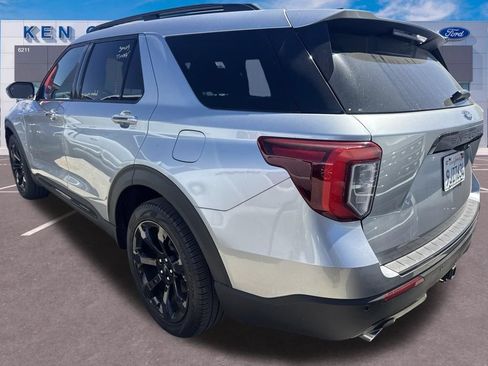 Used 2023 Ford Explorer ST-Line RWD image 5