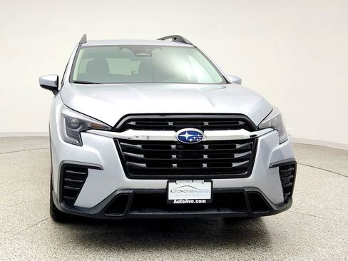 Used 2024 Subaru Ascent Premium w/ Convenience Package image 2