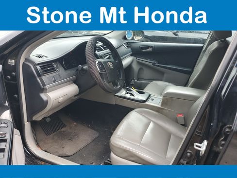 Used 2012 Toyota Camry LE FWD image 5