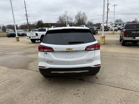 Used 2023 Chevrolet Equinox Premier w/ LPO, Floor Liner Package image 6