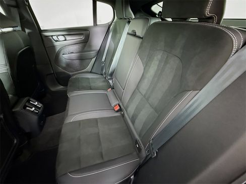 Used 2023 Volvo C40 P8 Recharge Plus image 24