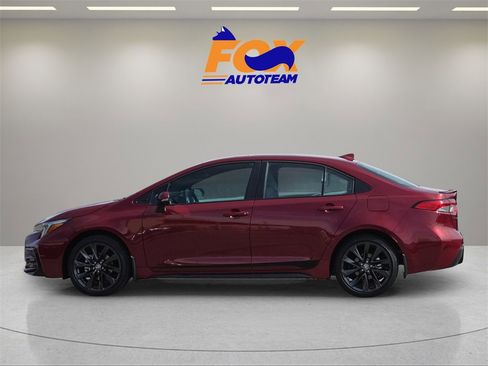 New 2026 Toyota Corolla SE image 2