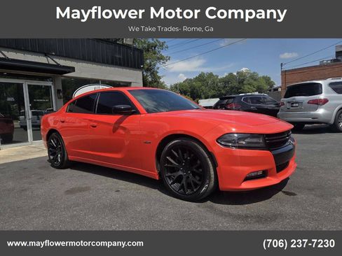 Used 2017 Dodge Charger R/T w/ Navigation & Travel Group RWD image 1