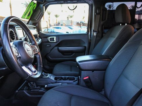 Used 2020 Jeep Gladiator Sport w/ Quick Order Package 24S image 23