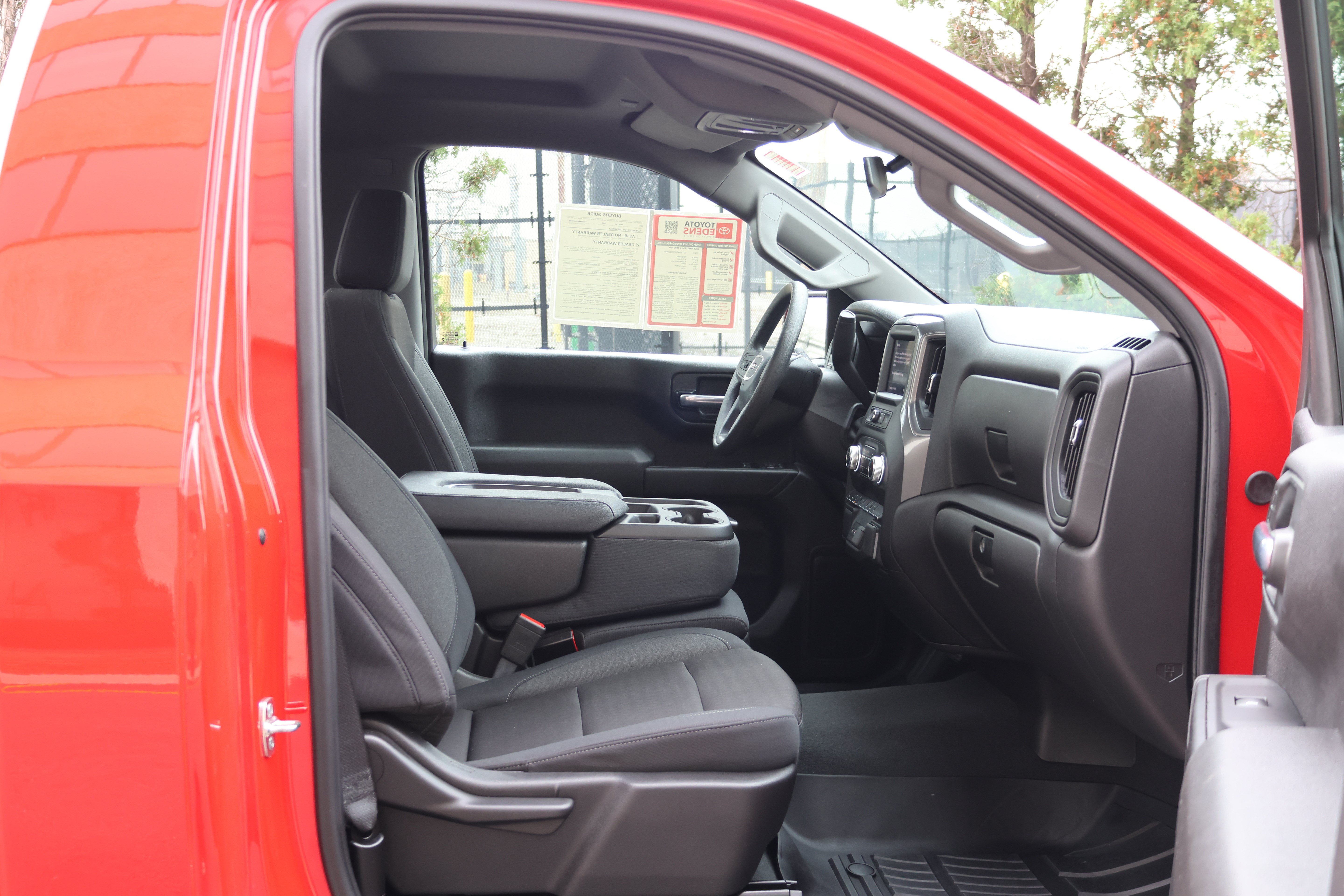 Used 2025 GMC Sierra 1500 Pro w/ Convenience Package RWD image 28