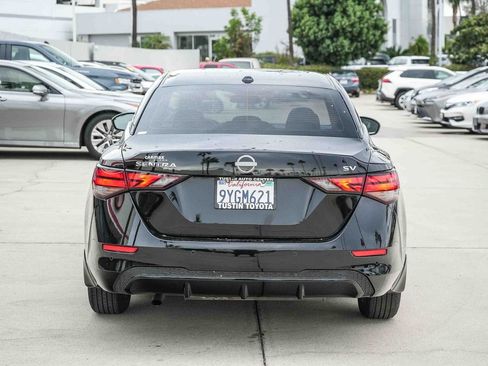 Used 2024 Nissan Sentra SV FWD image 7