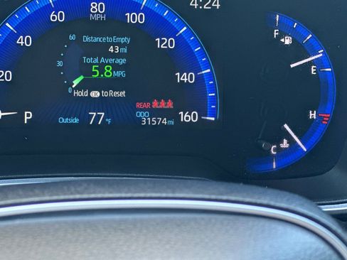 Used 2022 Toyota Corolla Cross XLE w/ Black Badges Package (TMS) image 25