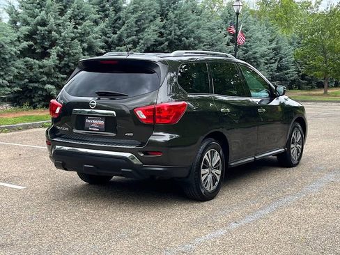 Used 2017 Nissan Pathfinder S AWD/4WD image 21