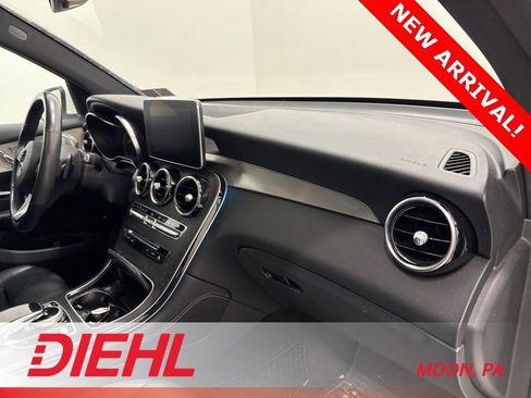Used 2019 Mercedes-Benz GLC 300 GLC 300 image 16