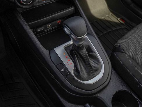 Used 2024 Kia Forte LXS image 19