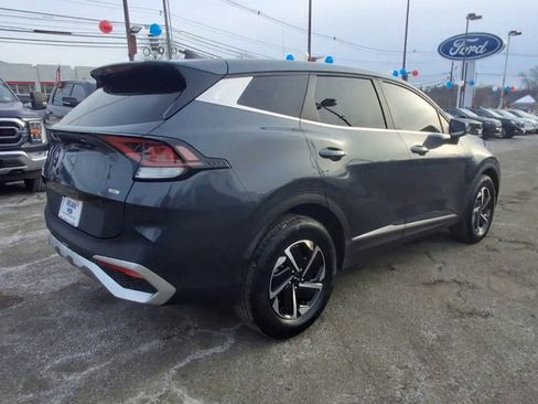 Used 2023 Kia Sportage LX image 8