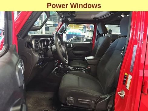 Used 2023 Jeep Wrangler Unlimited w/ Cold Weather Group AWD/4WD image 10