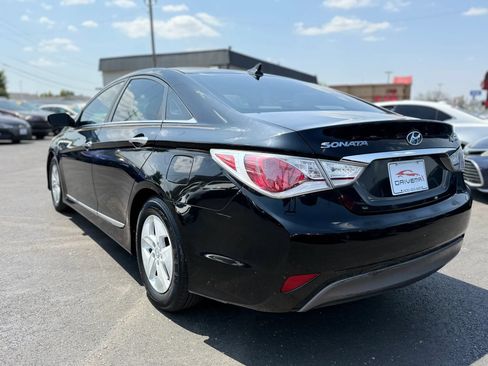 Used 2011 Hyundai Sonata Hybrid FWD image 5