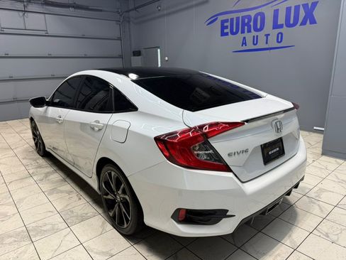 Used 2020 Honda Civic Sport image 8