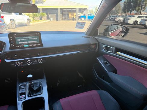 Used 2024 Honda Civic Si image 17