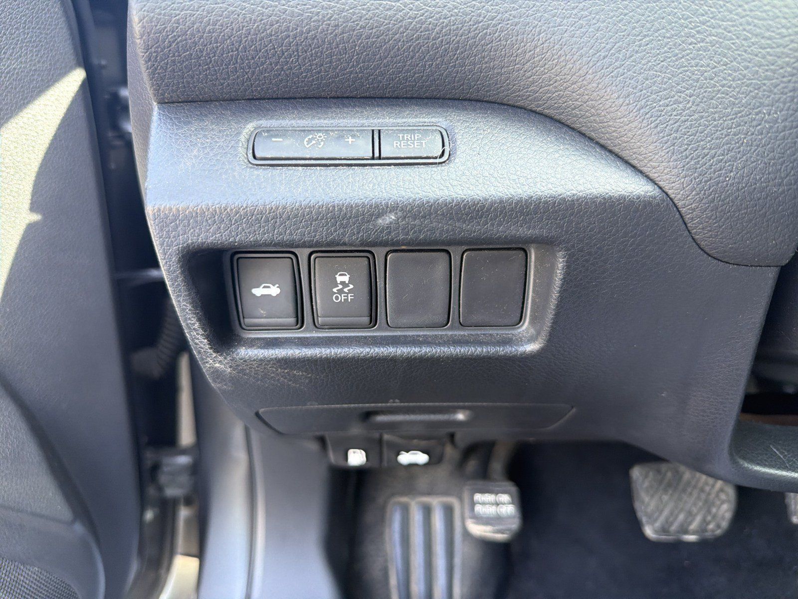 Used 2017 Nissan Altima 2.5 S w/ Power Driver Seat Package FWD image 12