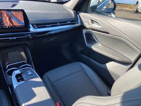 Used 2025 BMW X1 xDrive28i w/ Technology Package image 14