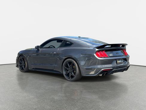Used 2019 Ford Mustang GT w/ Black Accent Package RWD image 5