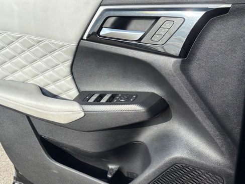 Used 2022 Mitsubishi Outlander SEL image 33