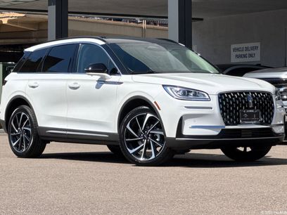 New 2025 Lincoln Corsair Reserve w/ Equipment Group 202A