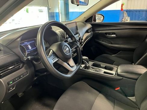 Used 2024 Nissan Sentra SV FWD image 22