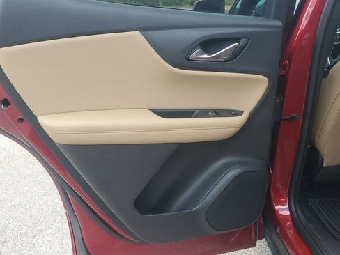 Used 2019 Chevrolet Blazer Premier w/ Sun and Wheels Package FWD image 15