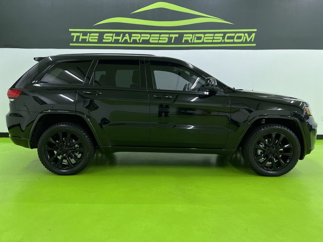 Used 2021 Jeep Grand Cherokee Laredo X AWD/4WD image 11