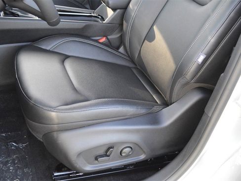 New 2026 Jeep Compass Limited image 14