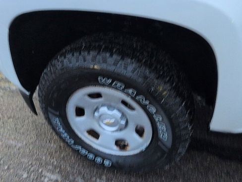 Used 2018 Chevrolet Colorado W/T image 12