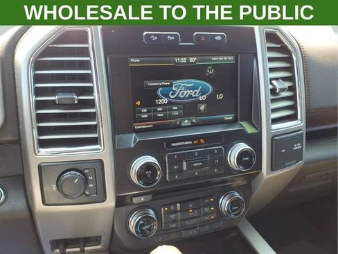 Used 2015 Ford F150 King Ranch w/ Equipment Group 601A Luxury AWD/4WD image 24