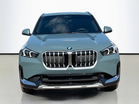 Used 2025 BMW X1 xDrive28i w/ Technology Package image 8