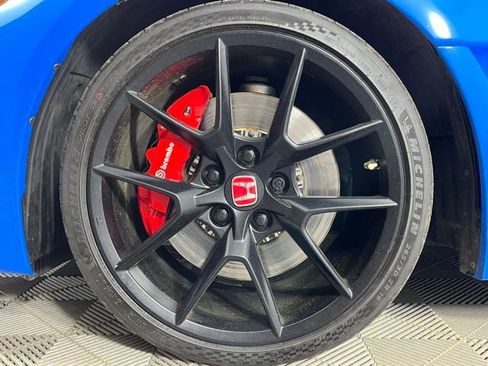 Used 2025 Honda Civic Type R image 10