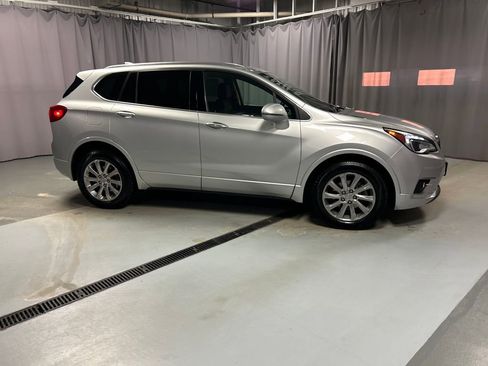 Used 2019 Buick Envision Essence image 8