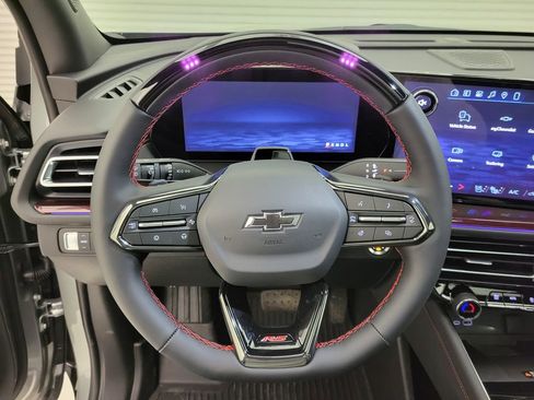 New 2026 Chevrolet Traverse RS w/ LPO, Floor Liner Package FWD image 8
