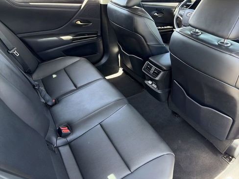 Used 2023 Lexus ES 350 w/ Premium Package image 15