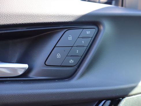 New 2026 Chevrolet Equinox RS w/ Convenience Package III image 9