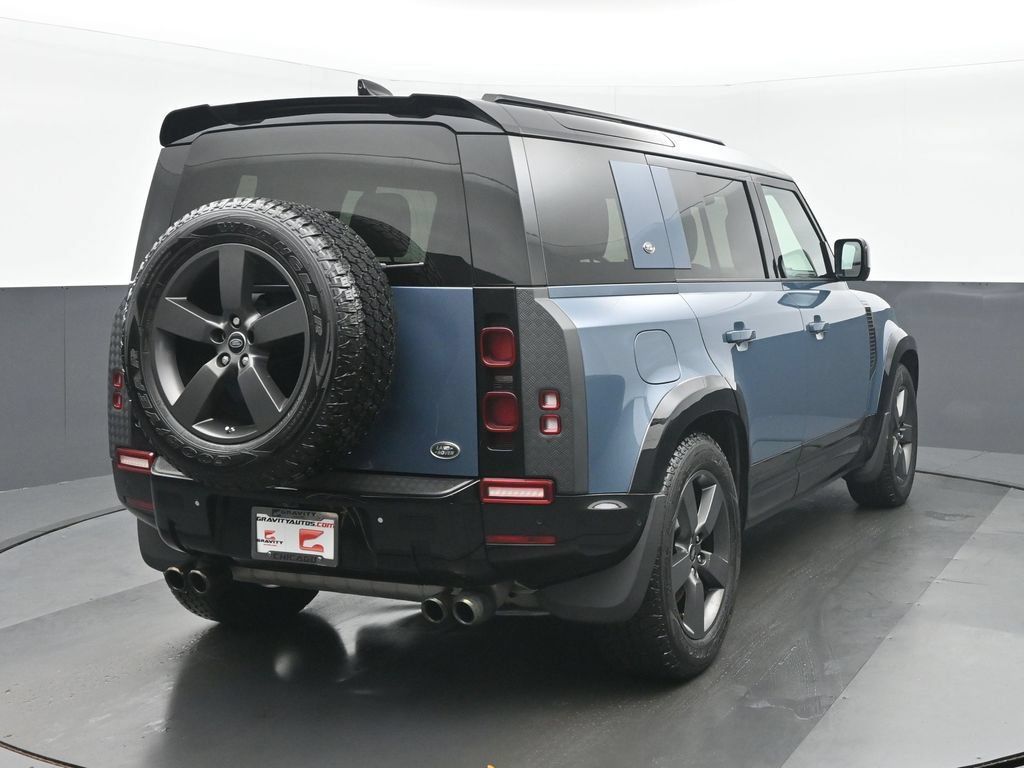 Used 2020 Land Rover Defender 110 SE AWD/4WD image 4
