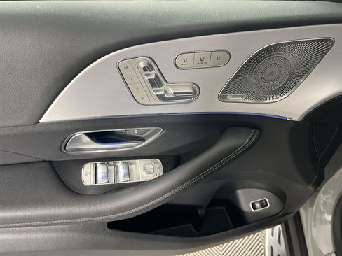 New 2026 Mercedes-Benz GLS 450 4MATIC image 19