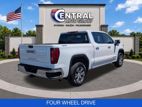 Used 2025 GMC Sierra 1500 SLT AWD/4WD image 8