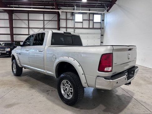 Used 2012 RAM 2500 SLT w/ Technology Group AWD/4WD image 8