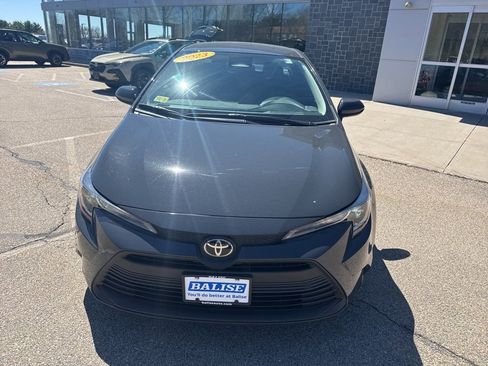 Used 2023 Toyota Corolla LE image 6