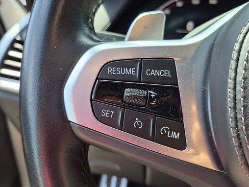 Used 2023 BMW X5 sDrive40i w/ M Sport Package RWD image 11
