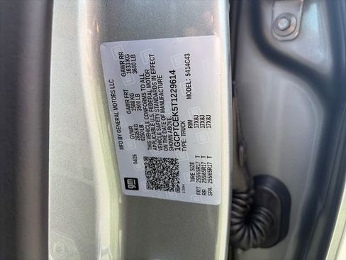 New 2026 Chevrolet Colorado LT w/ LT Convenience Package AWD/4WD image 32