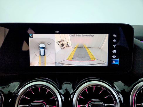 Certified 2023 Mercedes-Benz GLA 250 4MATIC image 15