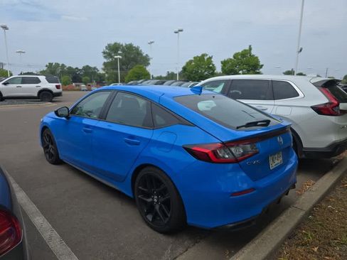 Used 2024 Honda Civic Sport image 7