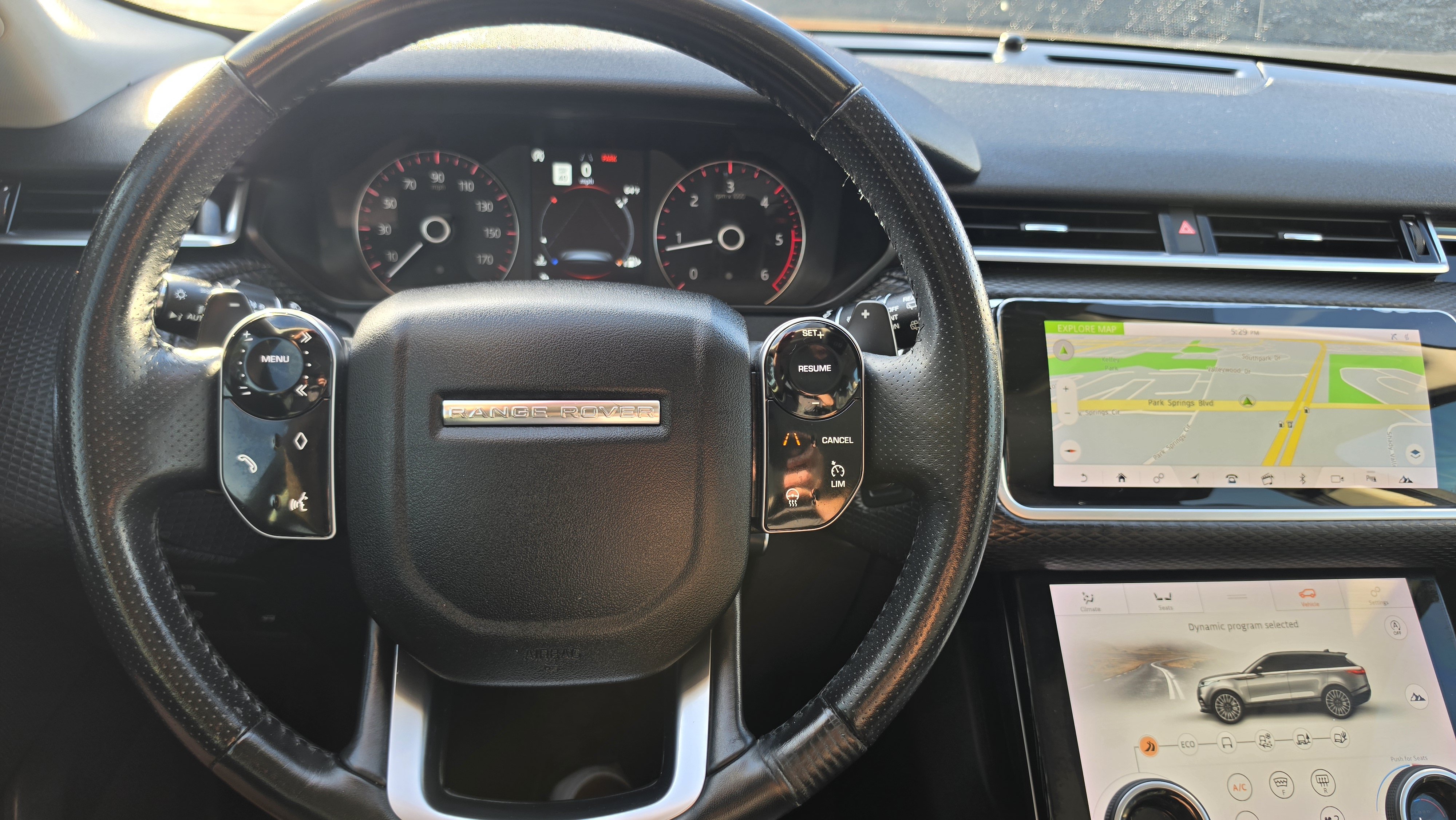 Used 2018 Land Rover Range Rover Velar S AWD/4WD image 47