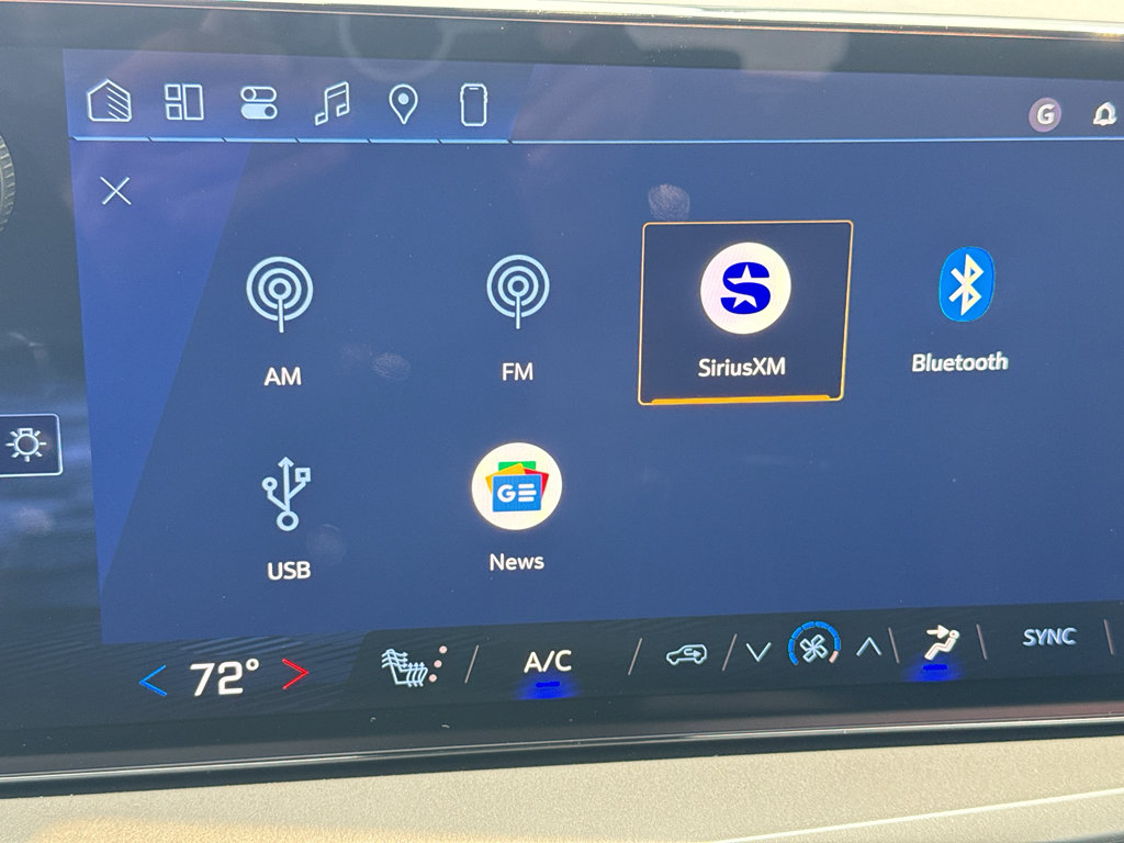 New 2026 Chevrolet Traverse LT w/ Driver Confidence Package FWD image 22
