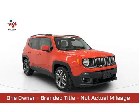Used 2017 Jeep Renegade Latitude FWD image 1