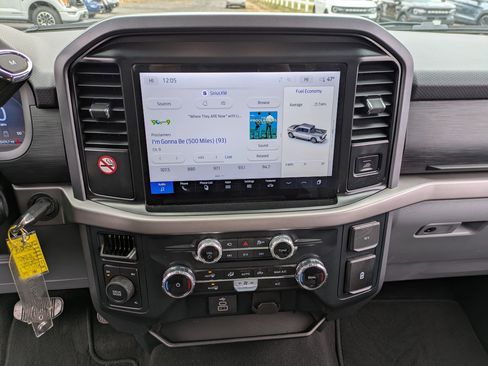 Used 2025 Ford F150 XLT w/ Equipment Group 301A Standard image 11